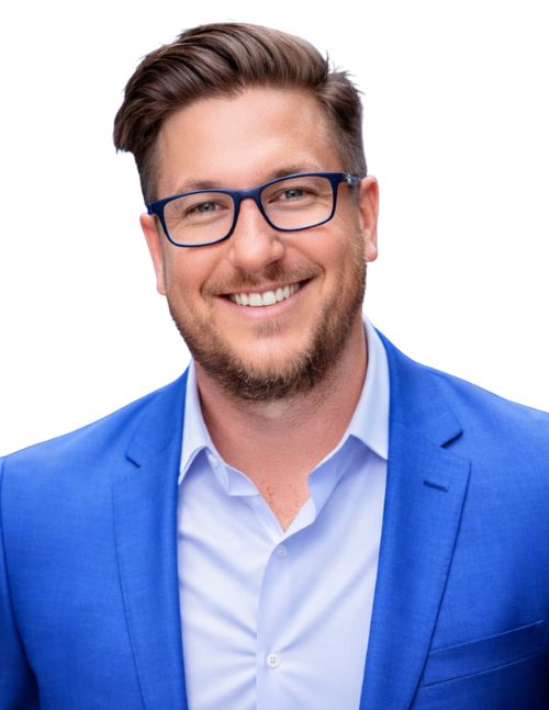 Closeup image od Adam Bielanski, COO FOMO